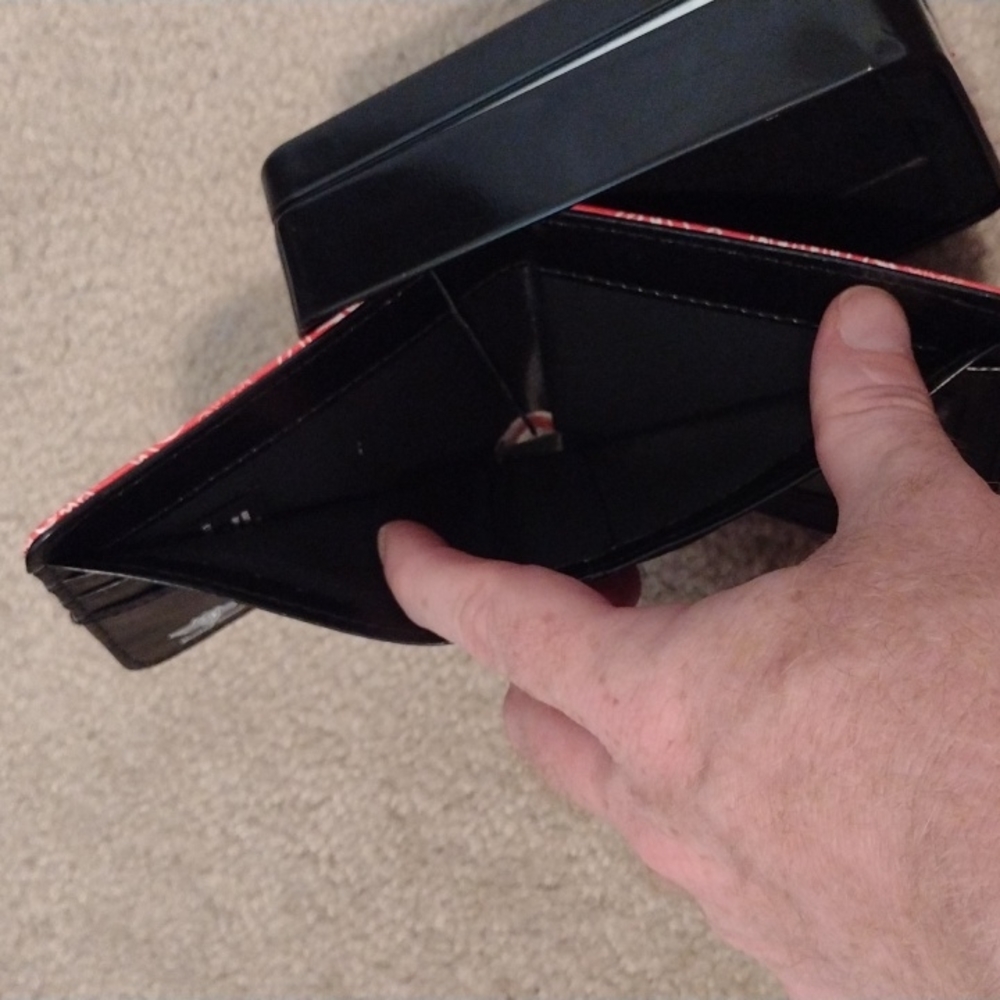 Buckle Down Wallet - Picture 3 of 6